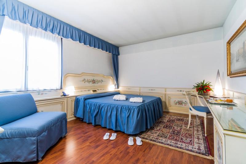 Melas Hotel Merate Eksteriør billede